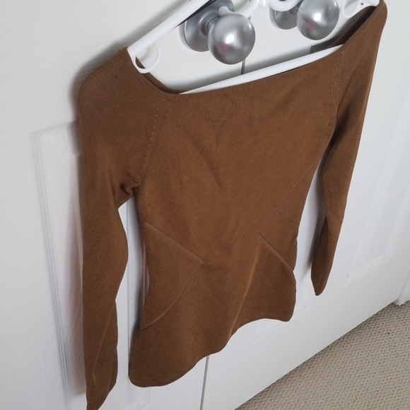 H&M long sleeve - Picture 2 of 3